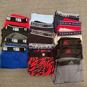 Assorted mens boxer briefs size M